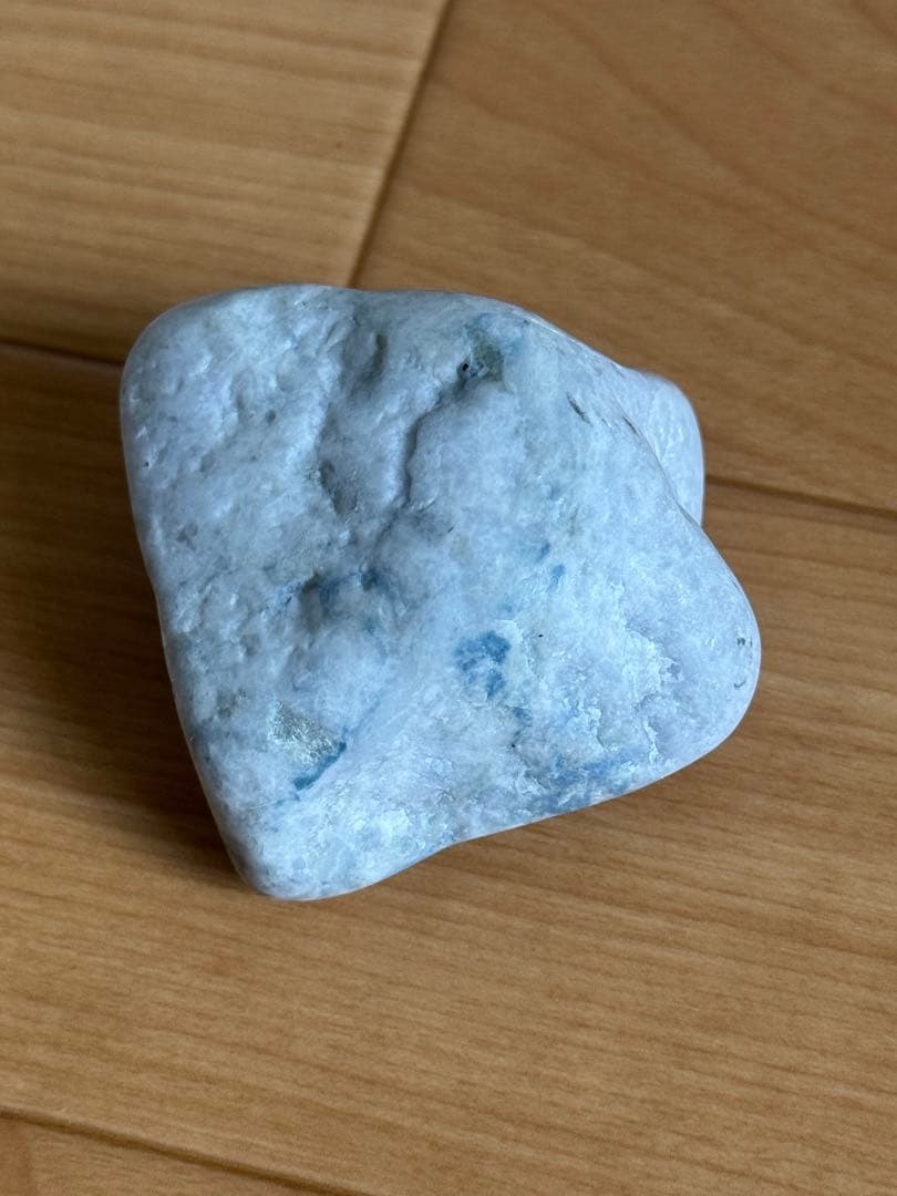 糸魚川翡翠　原石　横川　青翡翠　163g