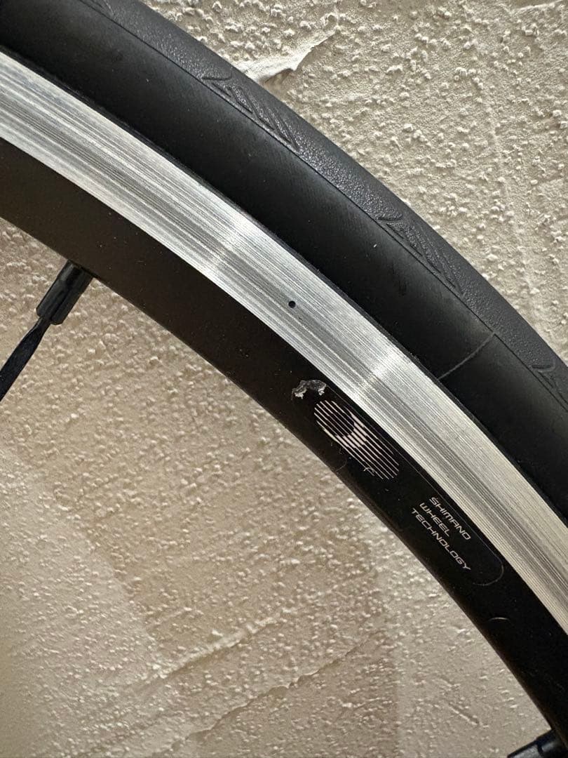 Shimano RS21 ロードバイク用ホイールセット タイヤ付き！