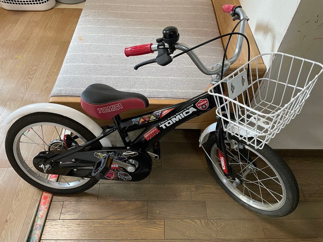 TOMICA 幼児用自転車 前カゴ付き　16インチ