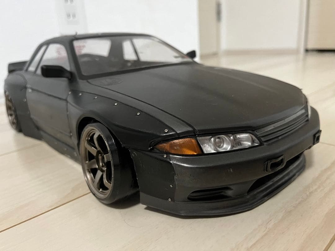 ラジコンボディ　R32