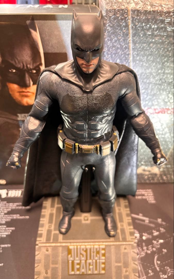ホットトイズ DC ジャスティス・リーグ バットマン フィギュア