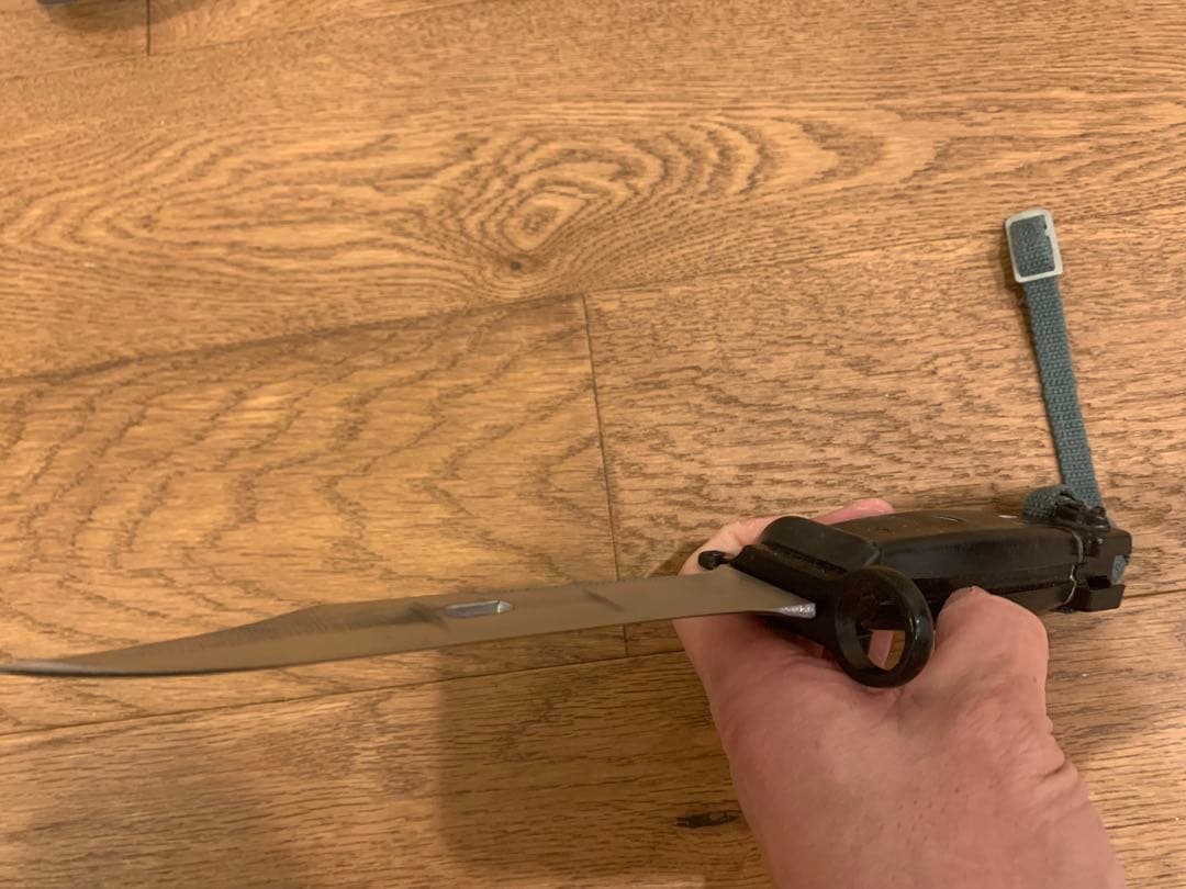 【実物】東ドイツ軍 6kh4AKM/AK74銃 剣バヨネット中古