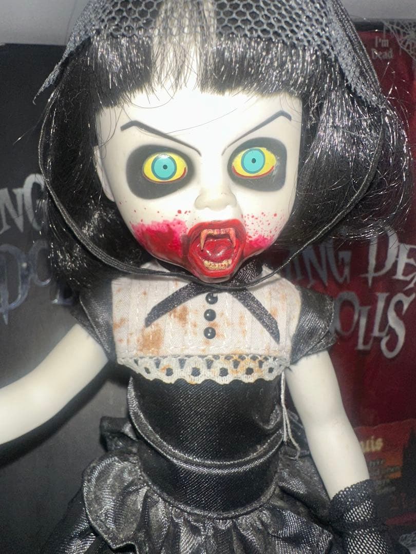 LIVING DEAD DOLLS Sanguis シリーズ19