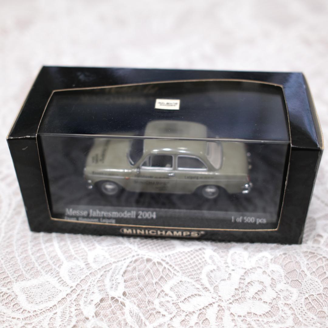【未使用】Minichamps製 VW1600ミニカー1/43