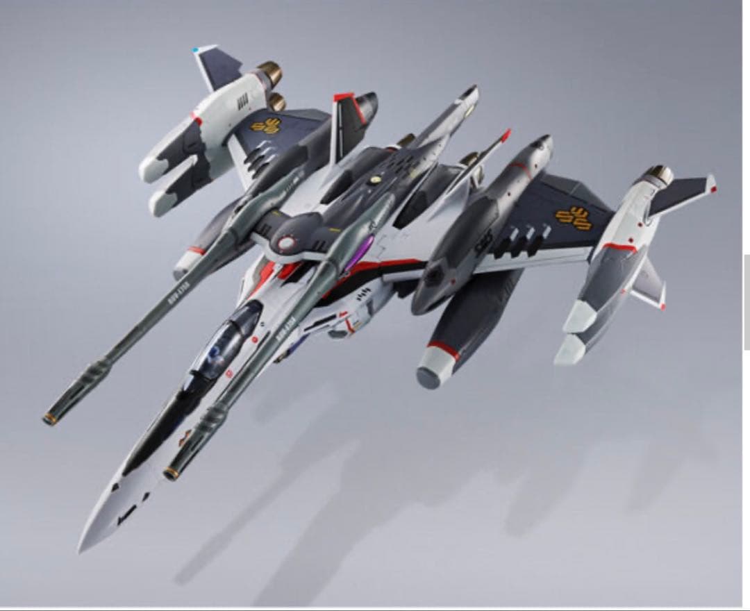 【新品未開封】DX超合金 VF-25F トルネードメサイア バルキリー