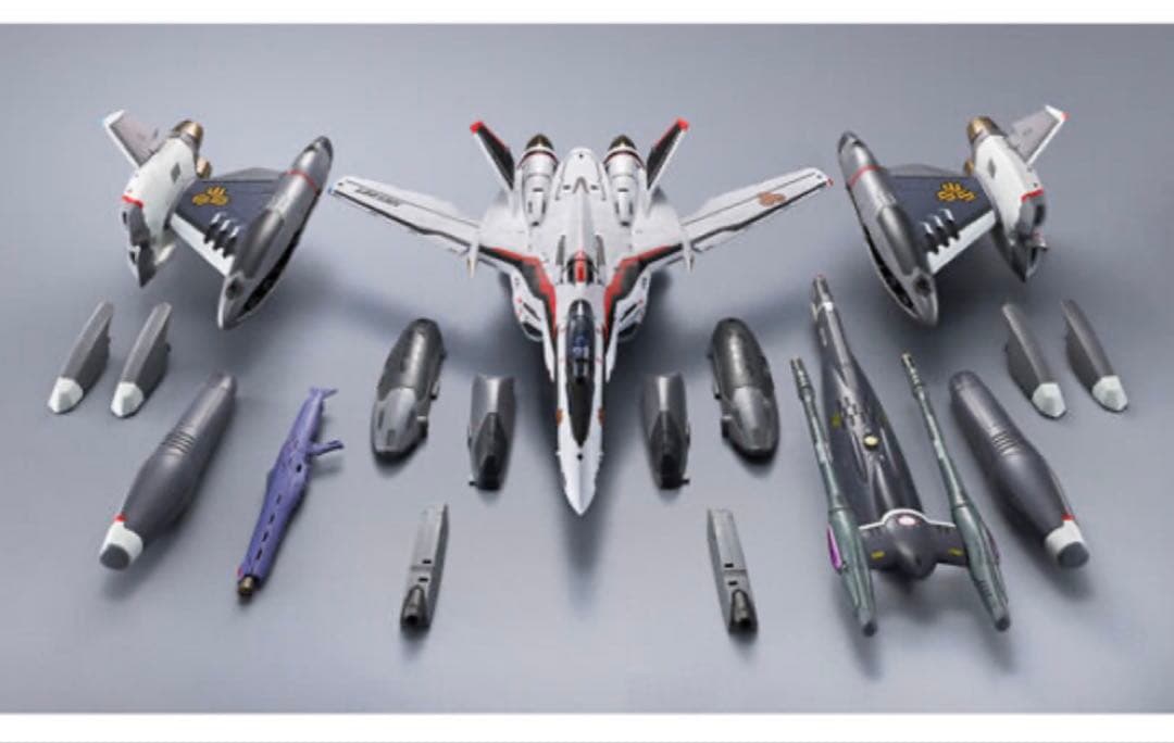 【新品未開封】DX超合金 VF-25F トルネードメサイア バルキリー