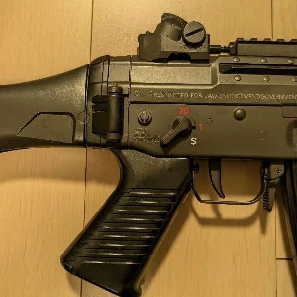 東京マルイ SIG552 SEALS 小カスタム マガジン3本付き