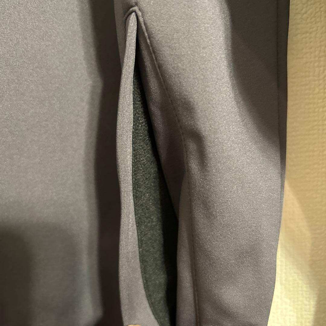 新品タグ付き FC TOKYOジャケット new balance製 スポンサー付
