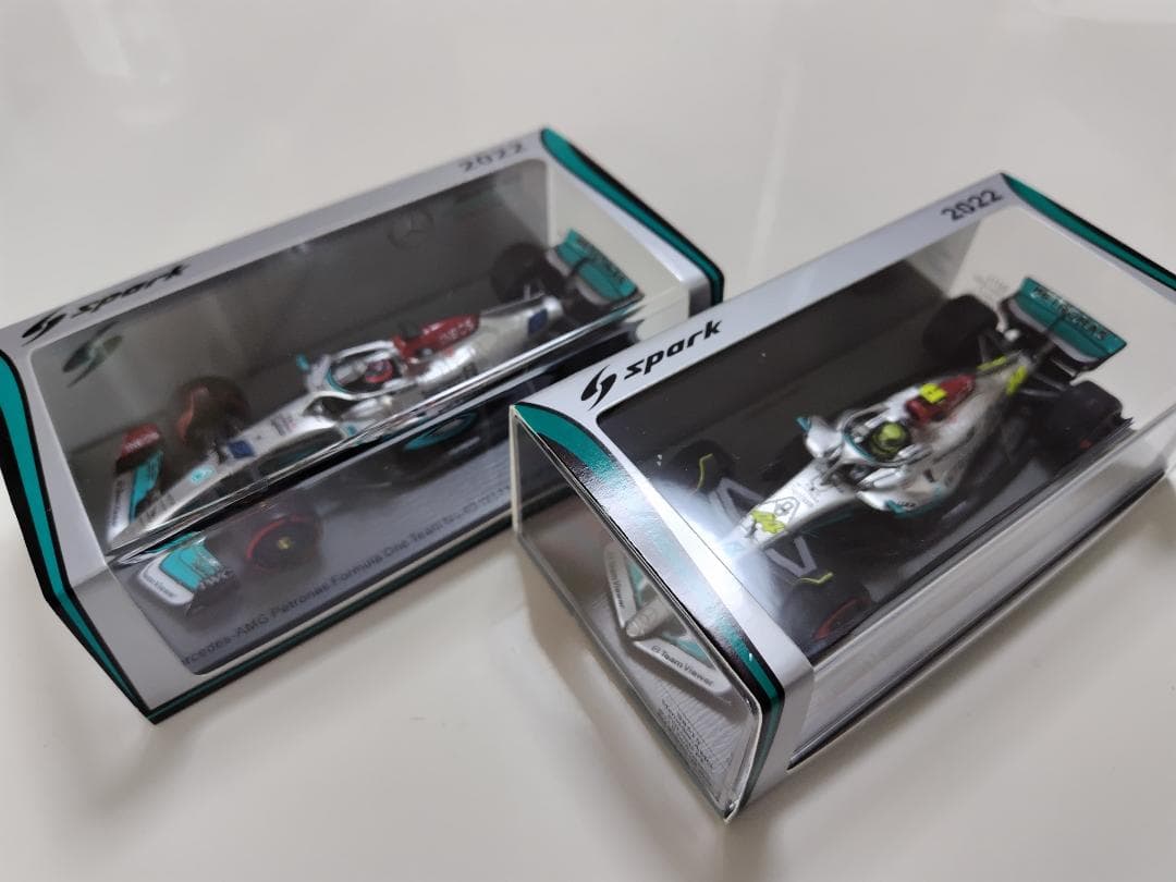 スパーク製　1/43メルセデスW13　２台セット