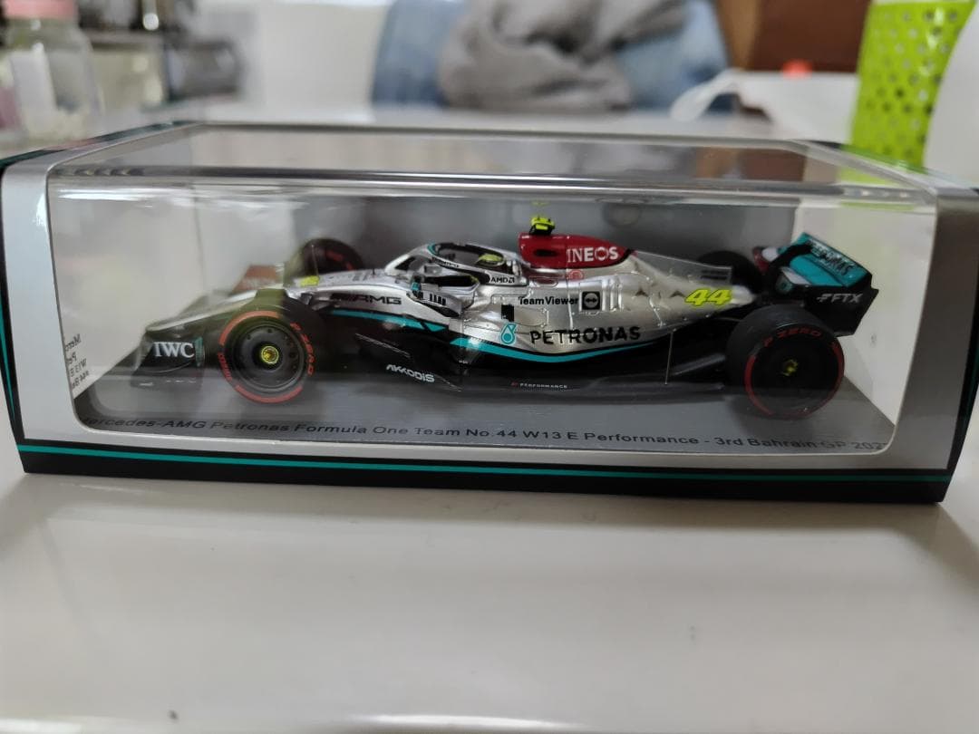 スパーク製　1/43メルセデスW13　２台セット