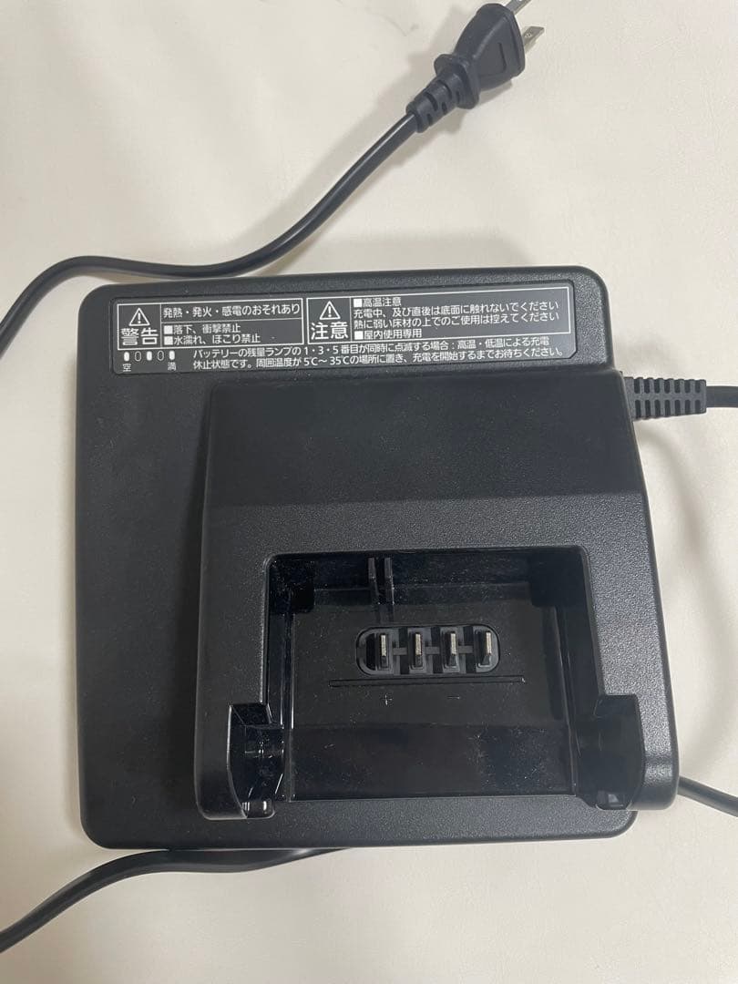 Panasonic(パナソニック)充電器 電動自転車バッテリー用NKJ075Z2