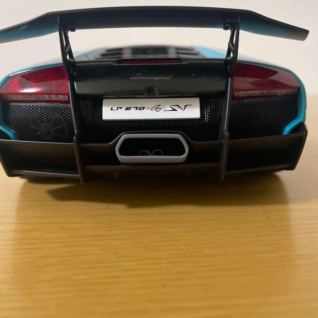 オートアート1/18ランボルギーニ　ムルシエラゴ　LP670-4SV