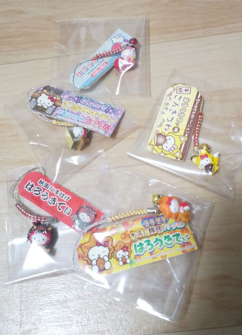 【大量】79個 レアあり ご当地 キティちゃん ストラップ 根付け まとめ売り