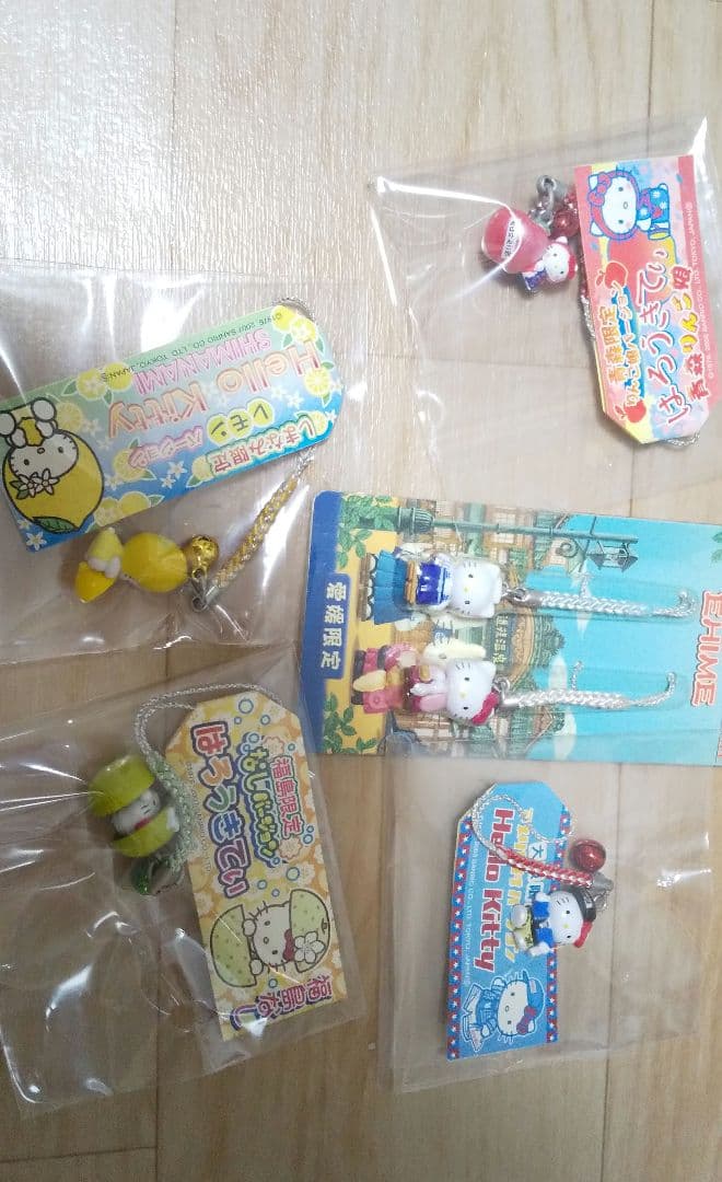 【大量】79個 レアあり ご当地 キティちゃん ストラップ 根付け まとめ売り