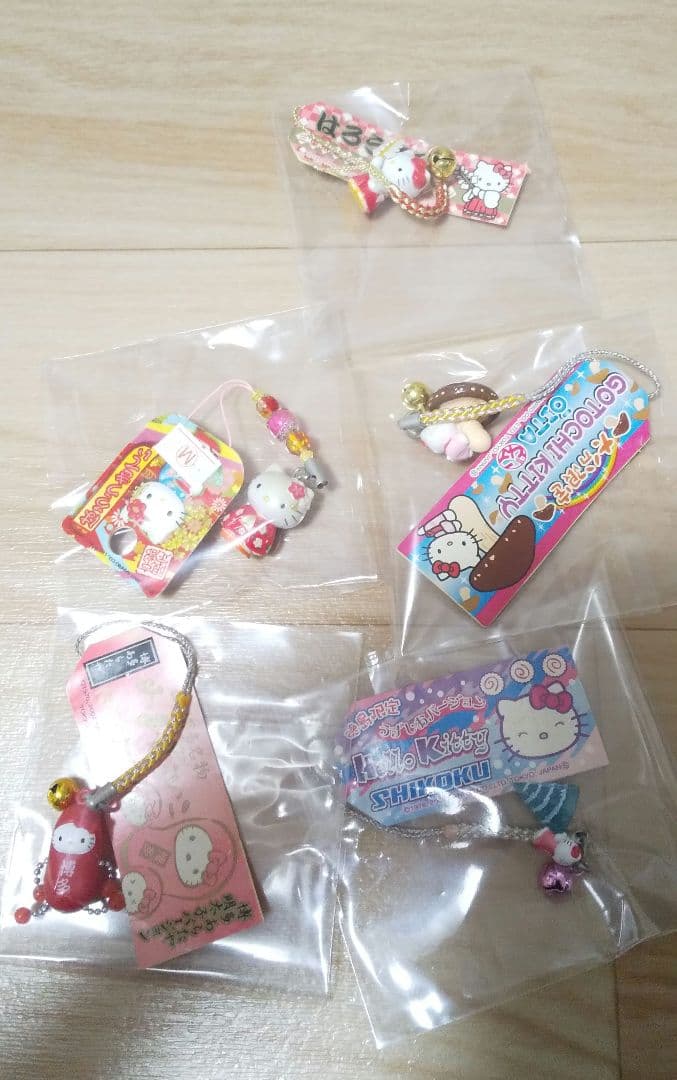【大量】79個 レアあり ご当地 キティちゃん ストラップ 根付け まとめ売り