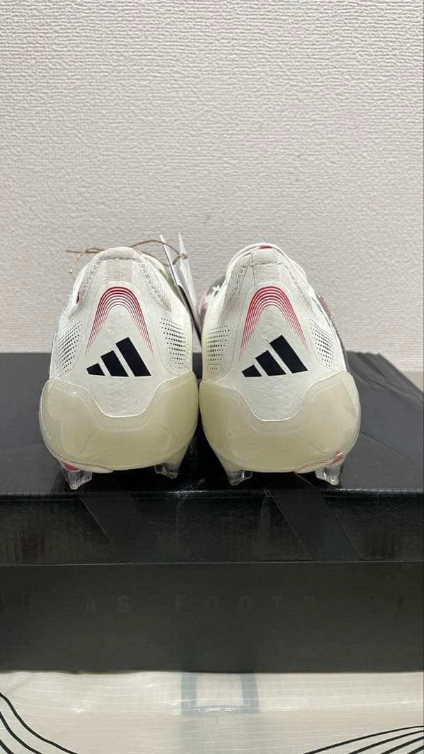 adidas メンズ　サッカーシューズ