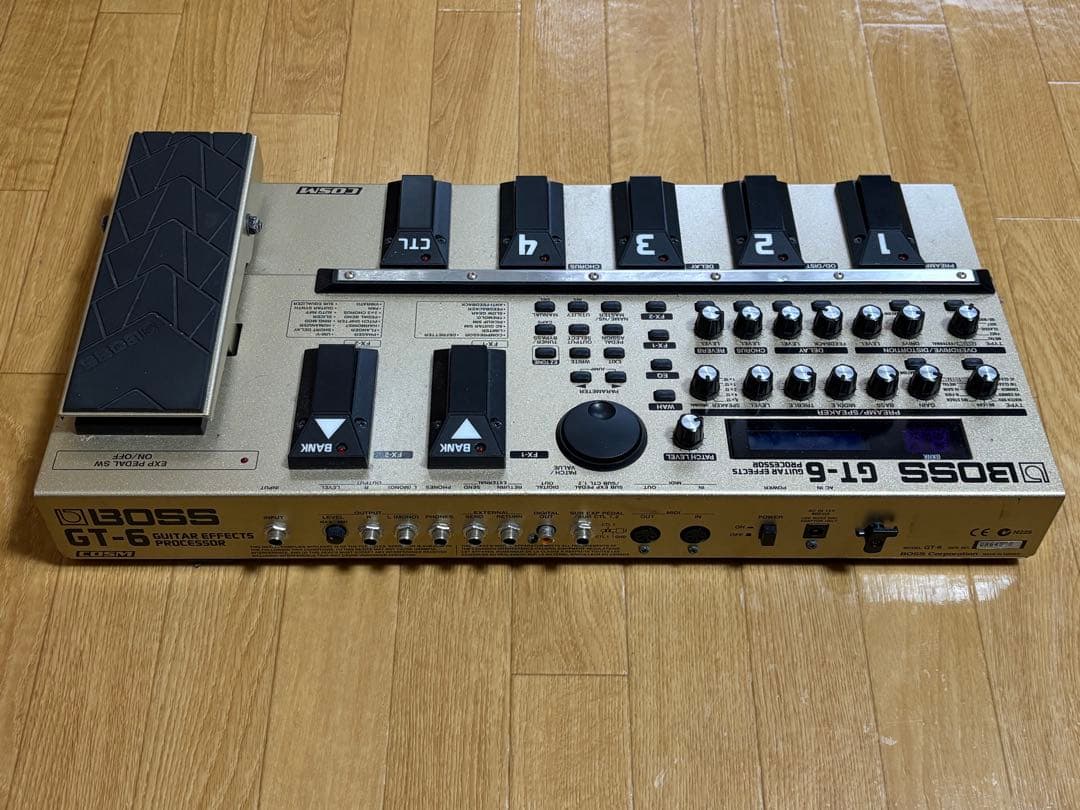 BOSS GT-6 ギターエフェクター