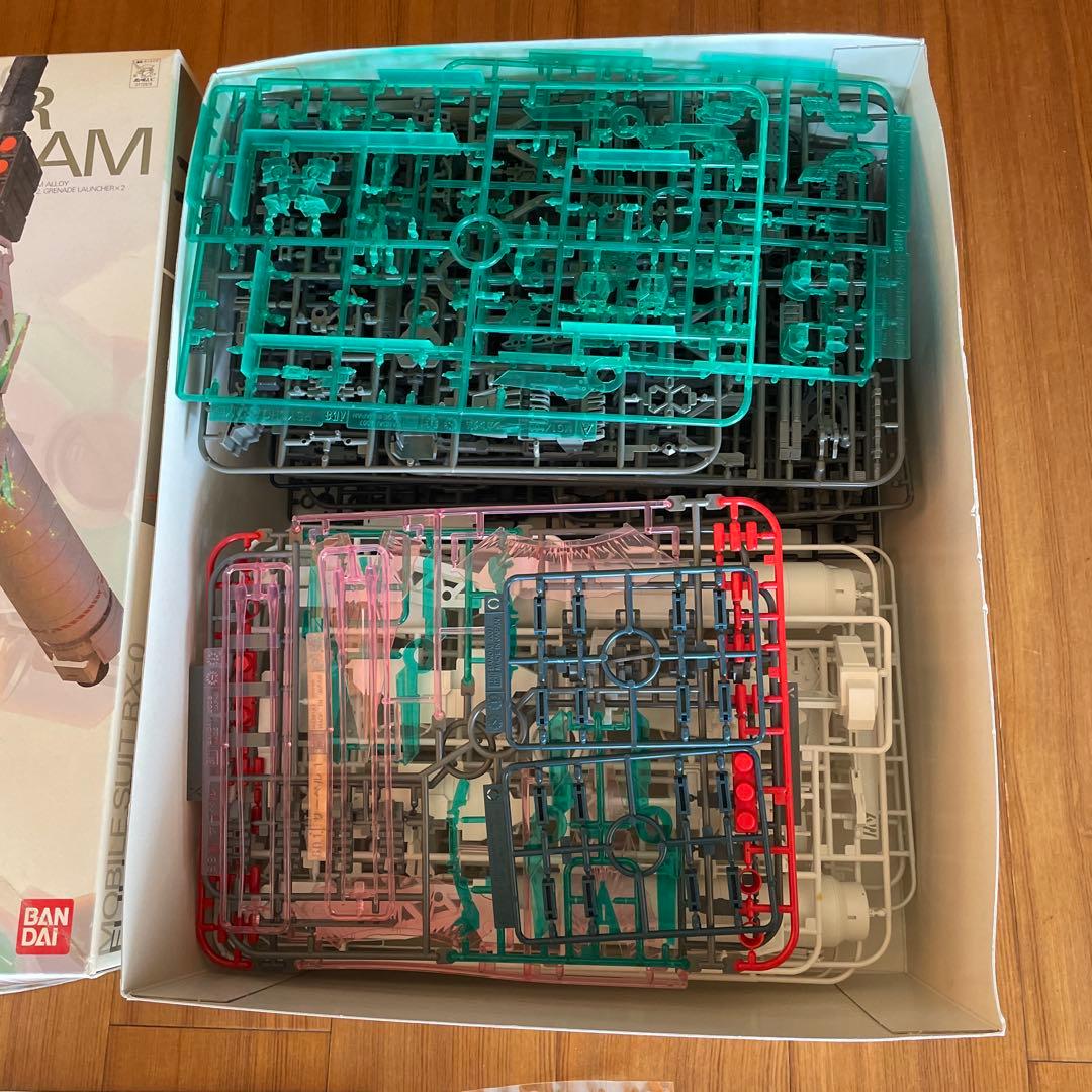 MG Ver.Ka νガンダム完成品＆フルアーマーユニコーン制作途中 デカール有
