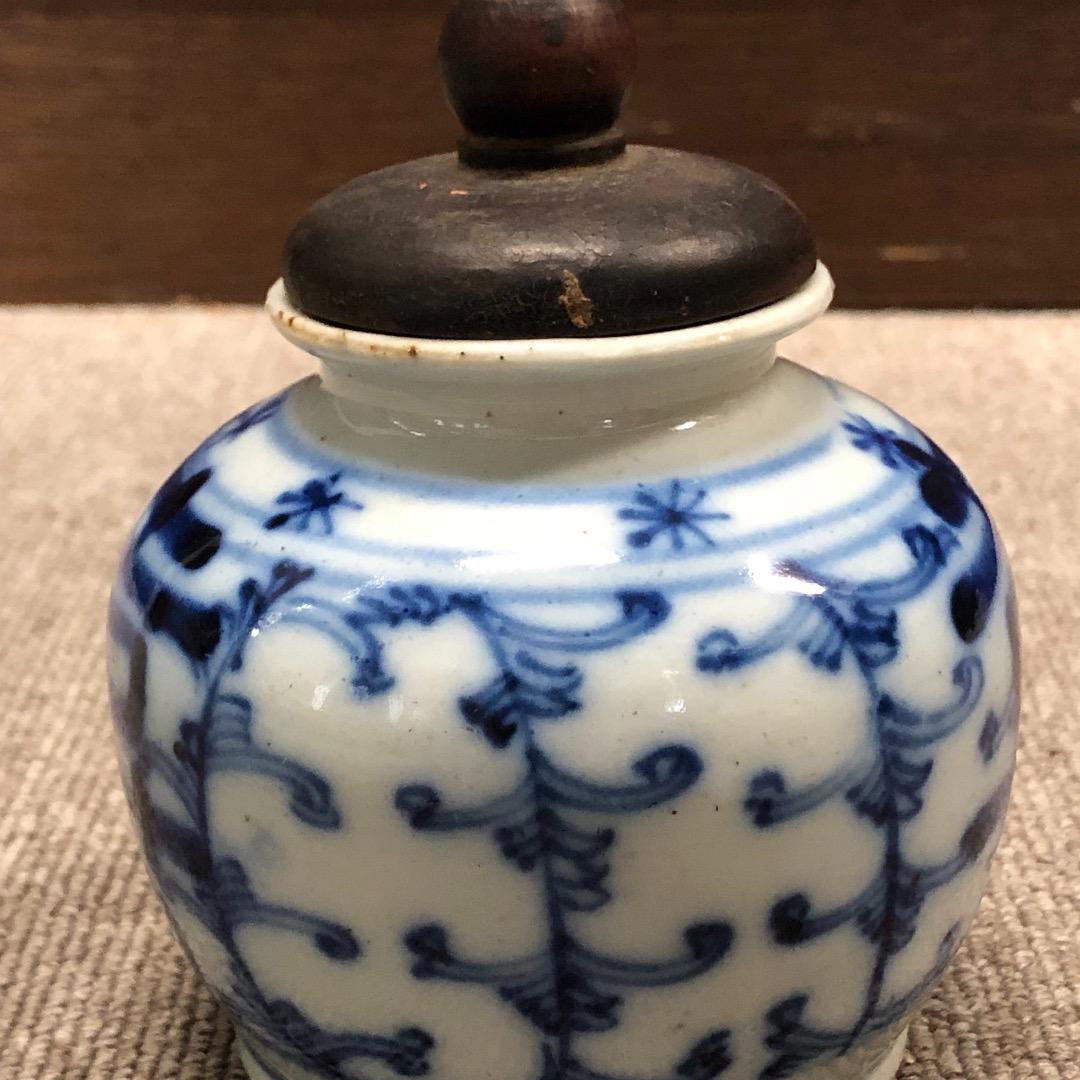 骨董　物入れ