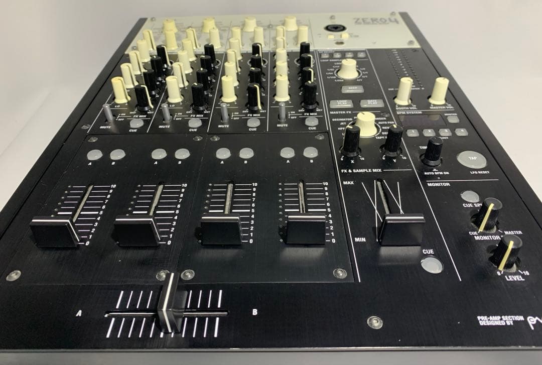 KORG ZERO4／DJミキサー・オーディオインターフェース