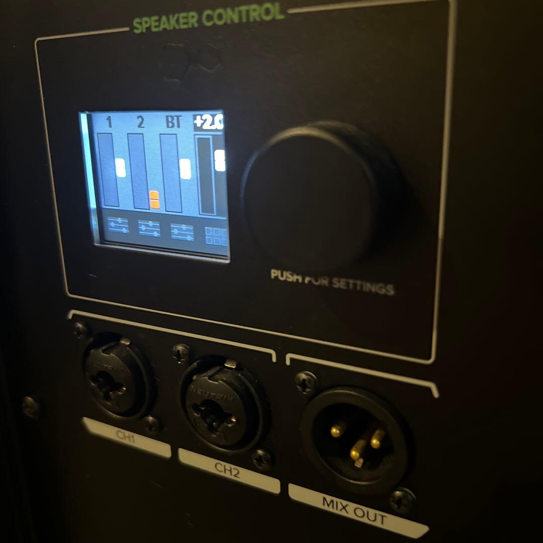 Mackie THUMP15BST パワードスピーカー
