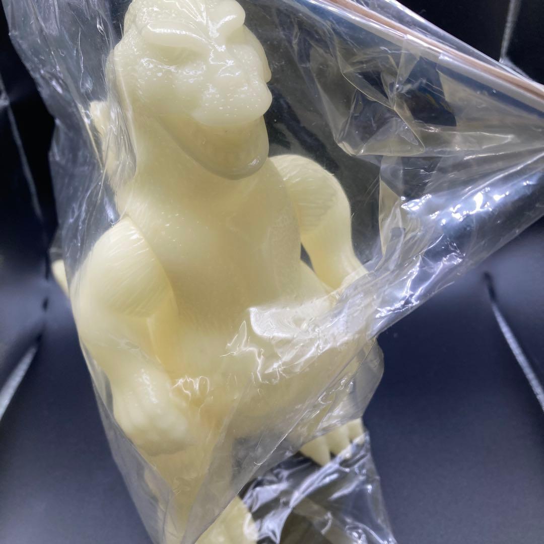 超美品♡希少♡新品♡未開封♡ 2004年蓄光版　キンゴジ 1962年　TOHO