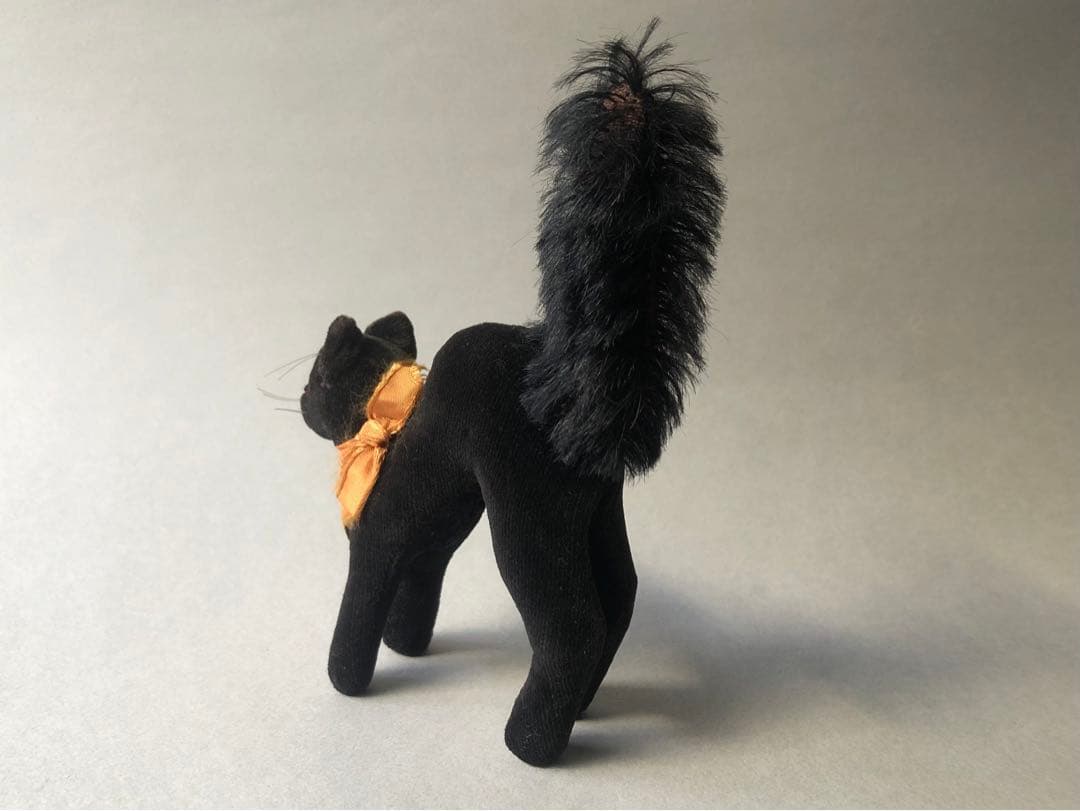 Steiff 　猫のトムキャット　最小　タグあり