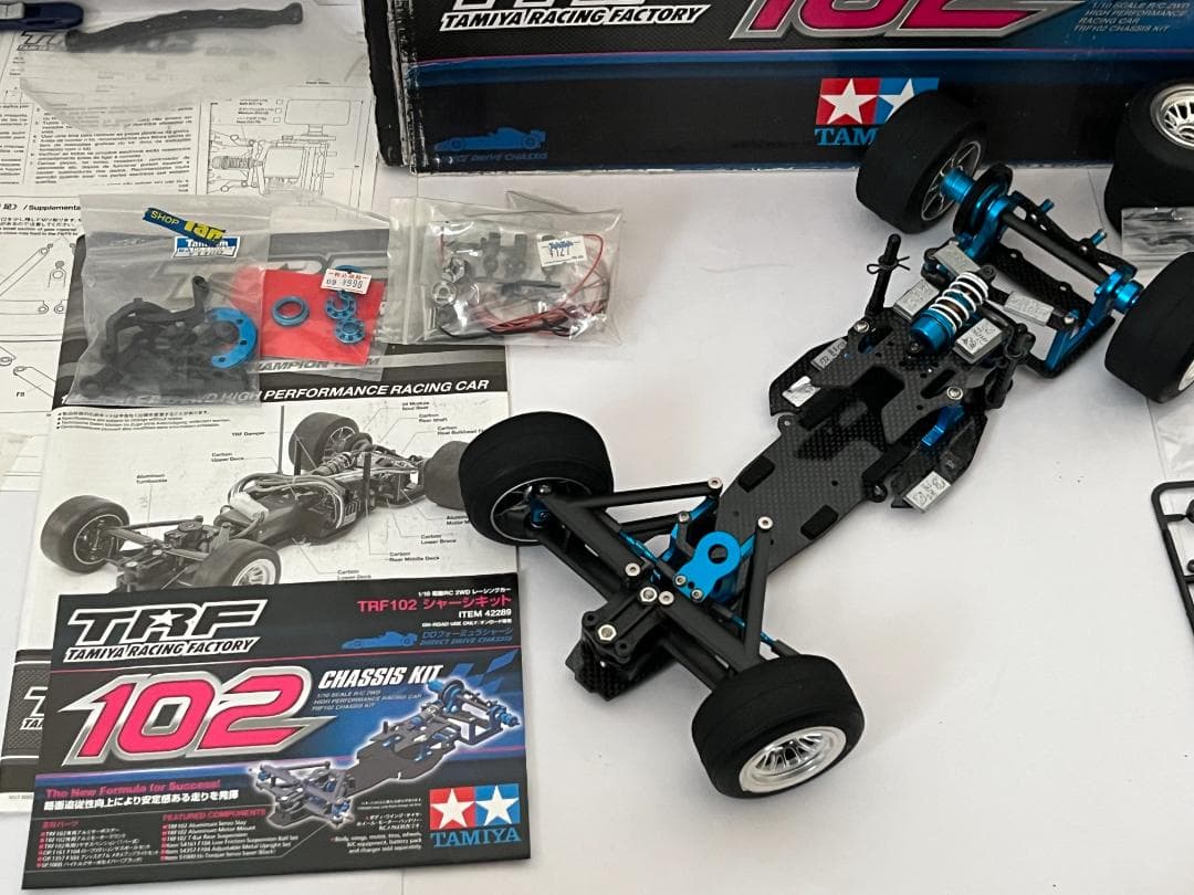 タミヤ 1/10 2WD TRF102 メカレスシャーシ 箱・説明書・残パーツ付