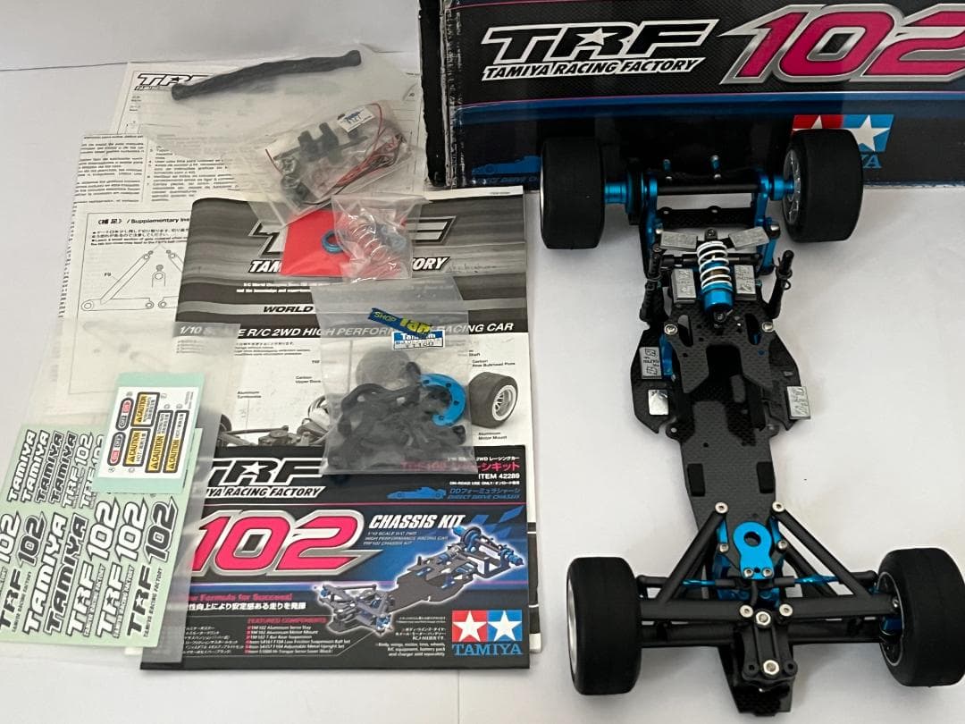 タミヤ 1/10 2WD TRF102 メカレスシャーシ 箱・説明書・残パーツ付