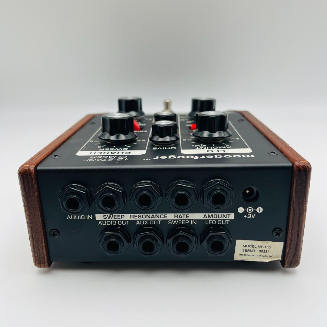 ギター Moogerfooger MF-103 12-stage Phaser