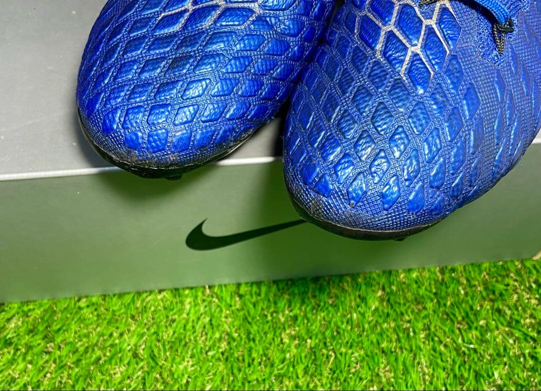 ナイキ サッカースパイク ハイパーヴェノム ファントム 3 DF FG