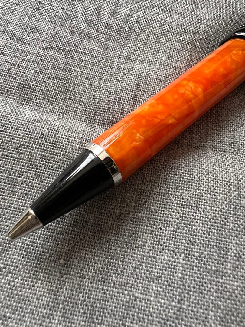 デルタドルチェビータミディアムオリジナルペンシル0.9mm