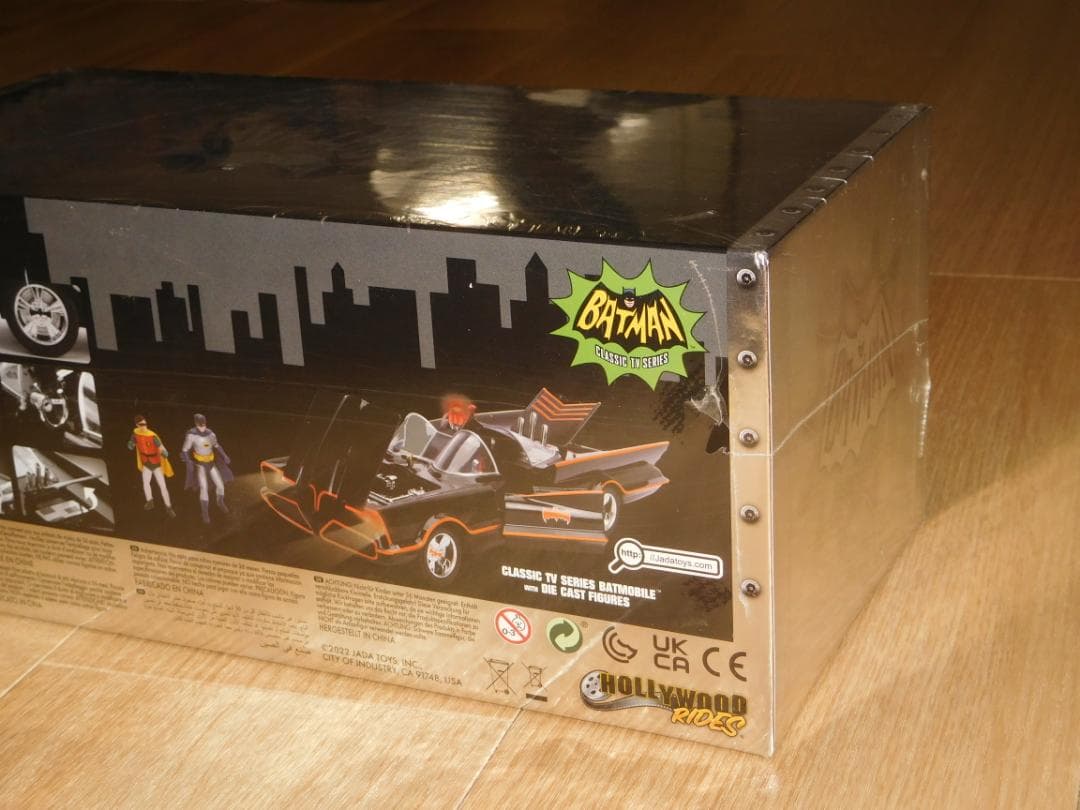 未開封 Jada バットモービル 1/18 バットマン & ロビン フィギィア