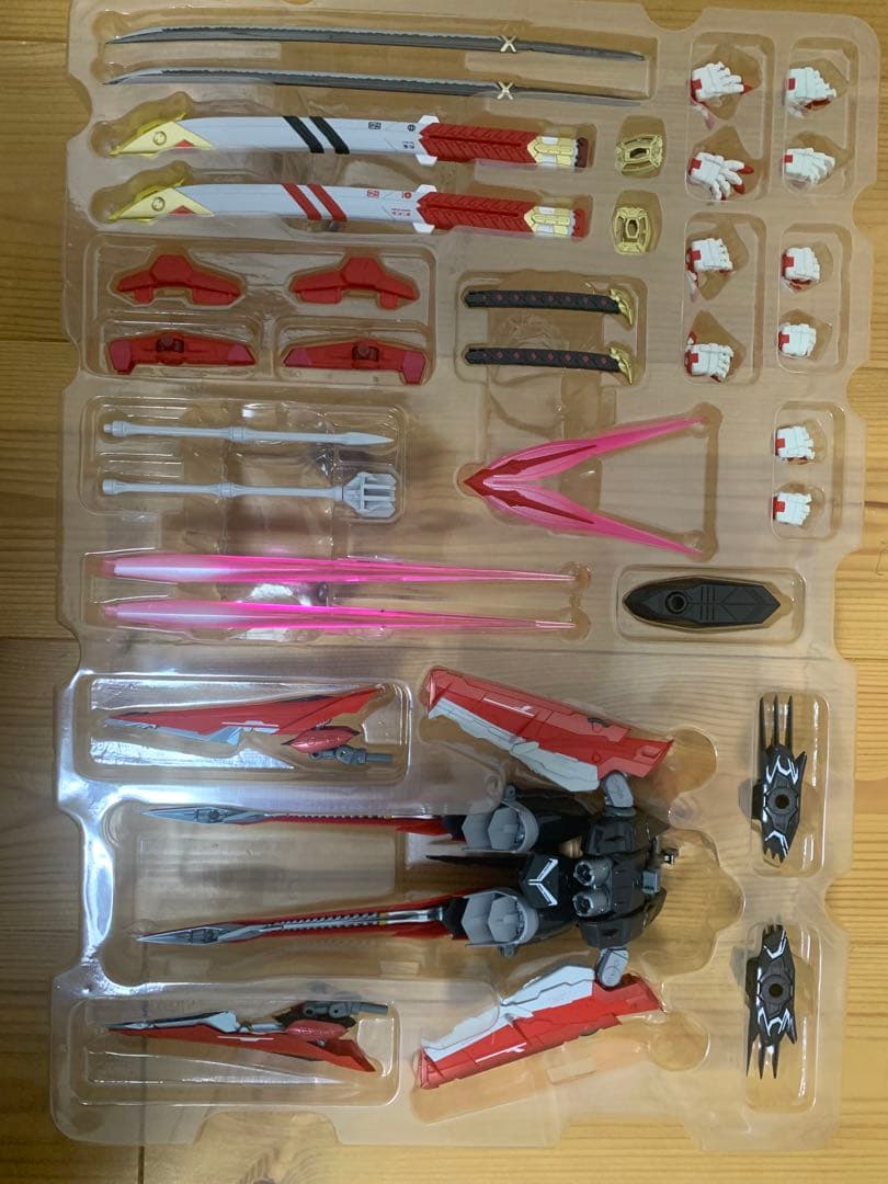 メタルビルド ガンダムアストレイ レッドドラゴニクス