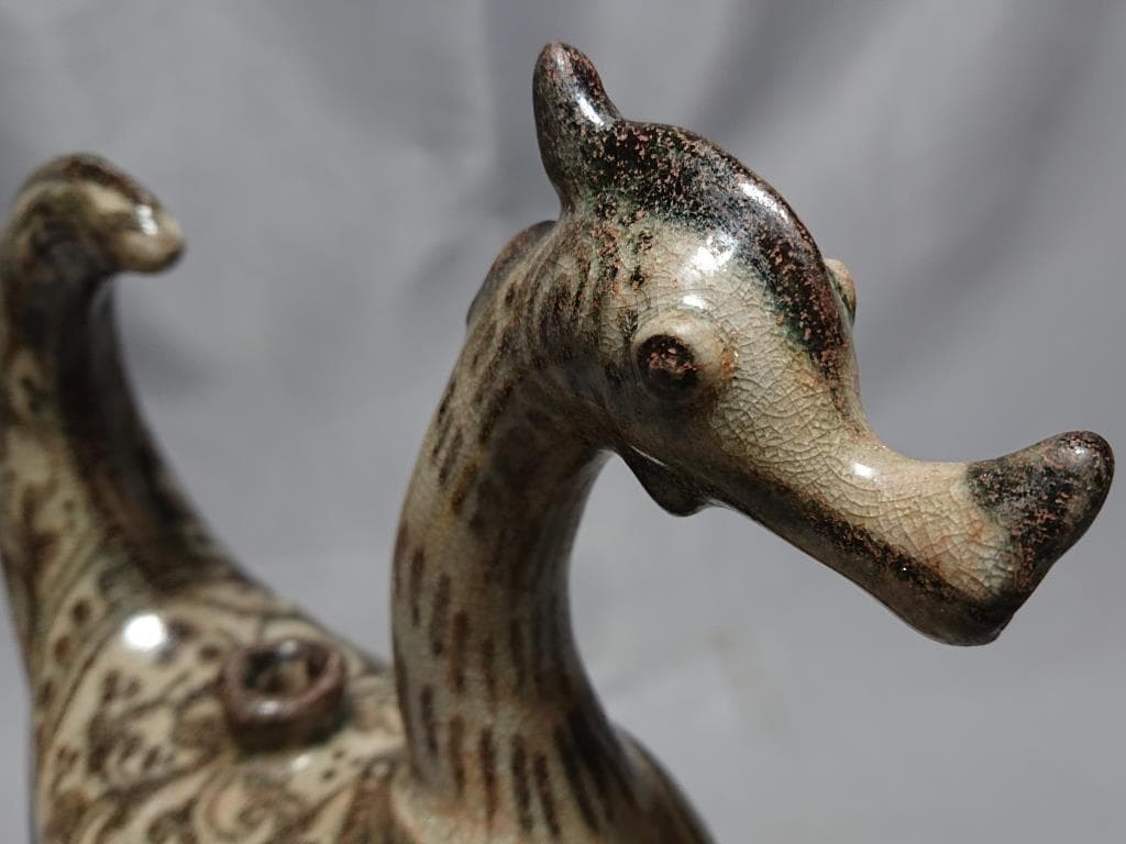 コレクター収集品　タイ　カロン鉄絵 唐草紋 クジャク形　水注15～16世紀
