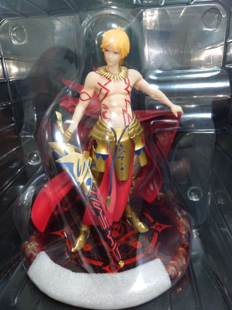 Fate/Grand Order ギルガメッシュ 1/8フィギュア