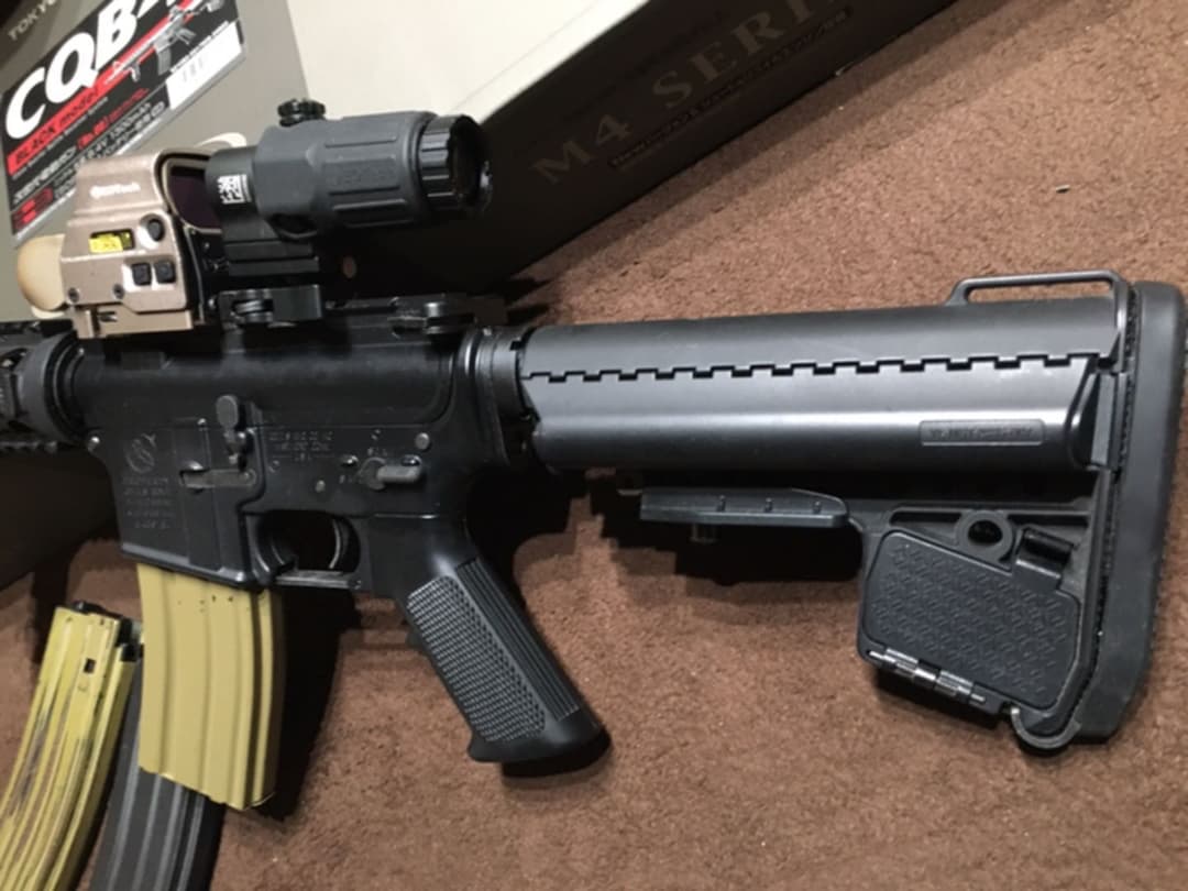 東京マルイ 電動ガン　CQB-R