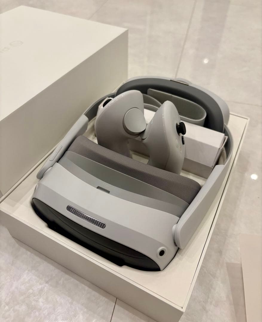 PICO4 ULTRA 256GBモデル