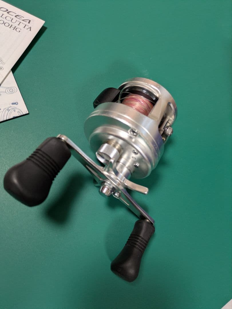 リール SHIMANO OCEA CALCUTTA 200HG