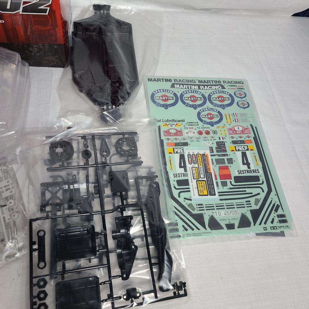 新品　タミヤ　ランチアデルタインテグラーレ（TT-02シャーシ）