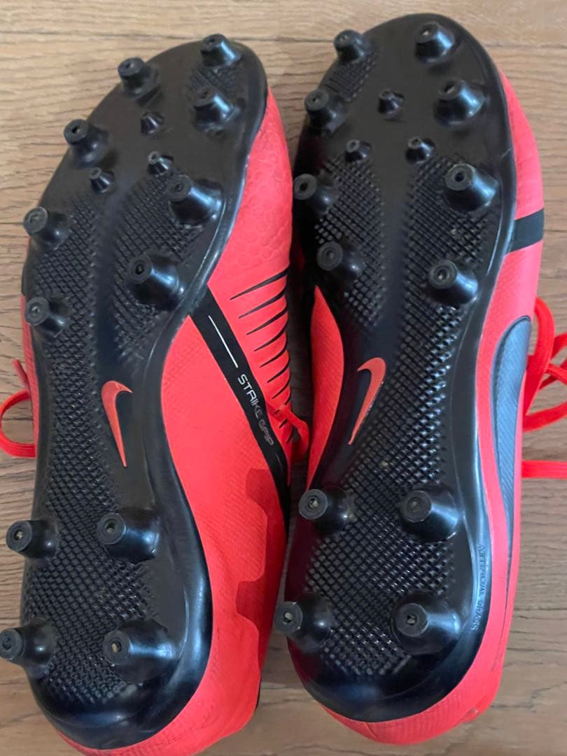 Nike Phantom サッカーシューズ スパイク レッド