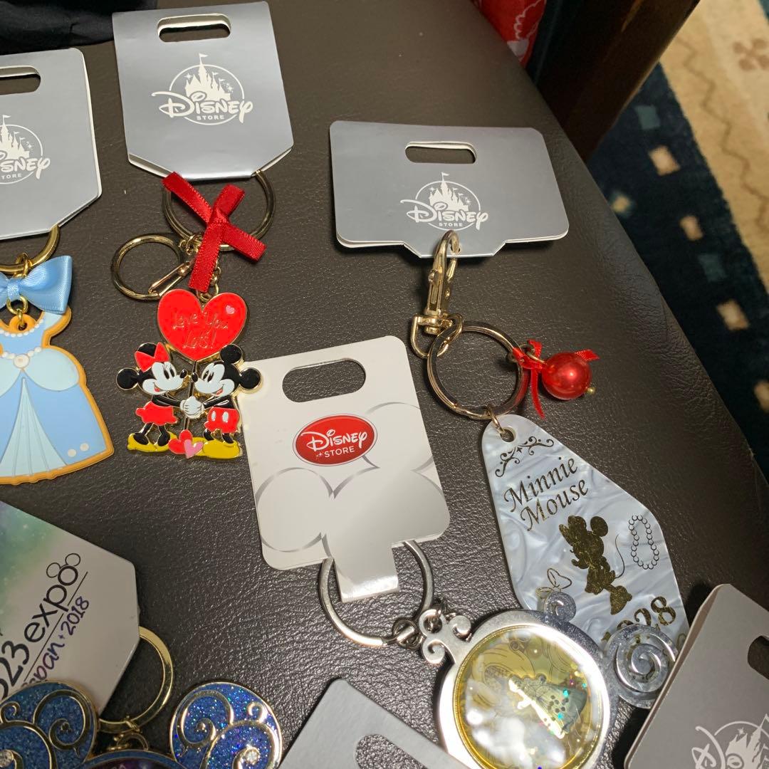 Disney キャラクターキーホルダーセット