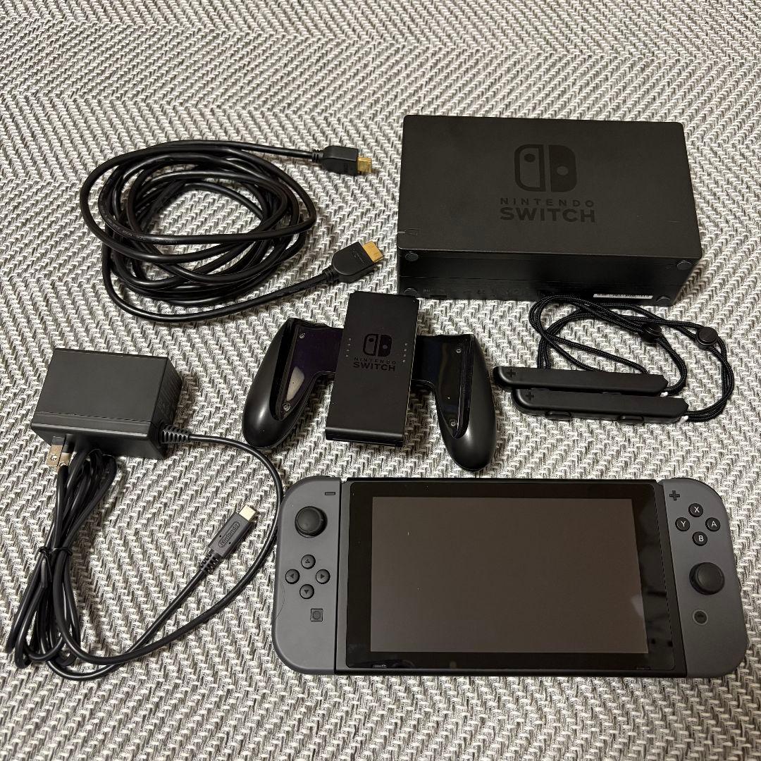 【美品】Nintendo Switch マリオカート8DX付