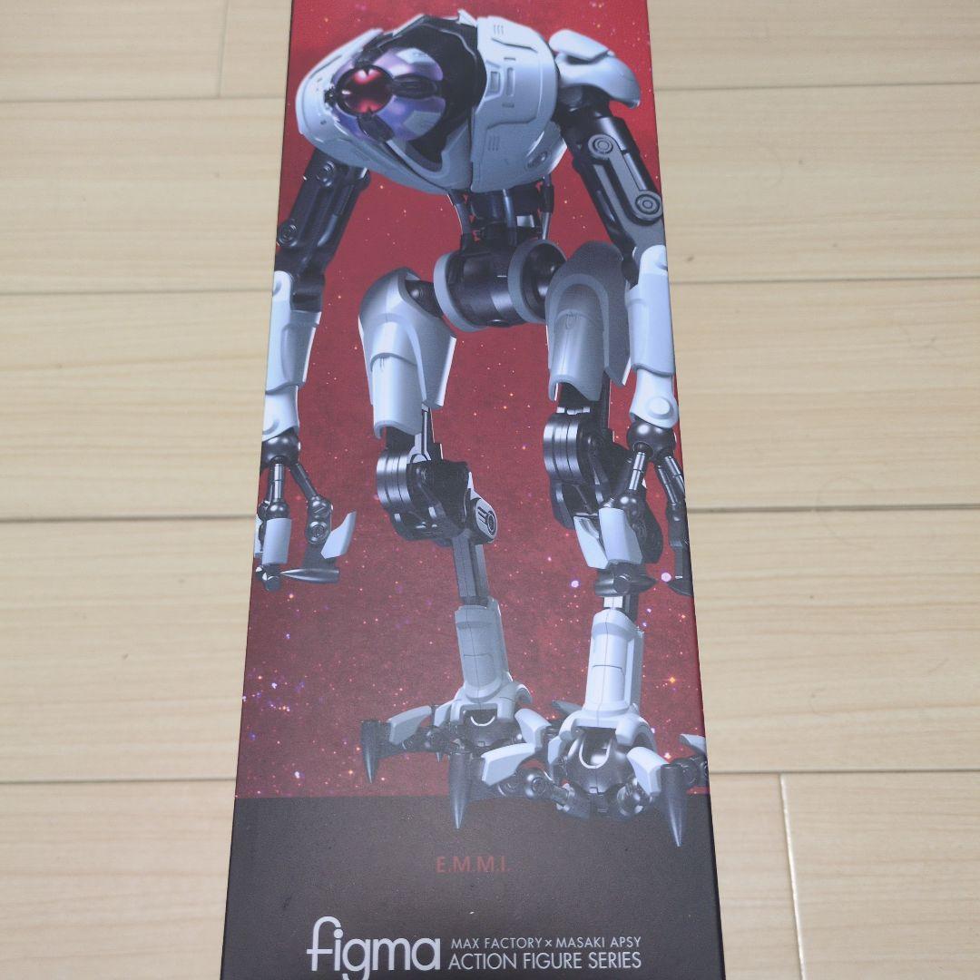 UC メトロイド　ドレッド　E.M.M.I figma