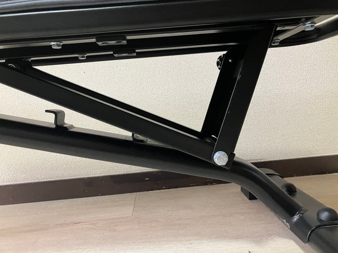 さ*ぐ様 調整可能なトレーニングベンチ 黒