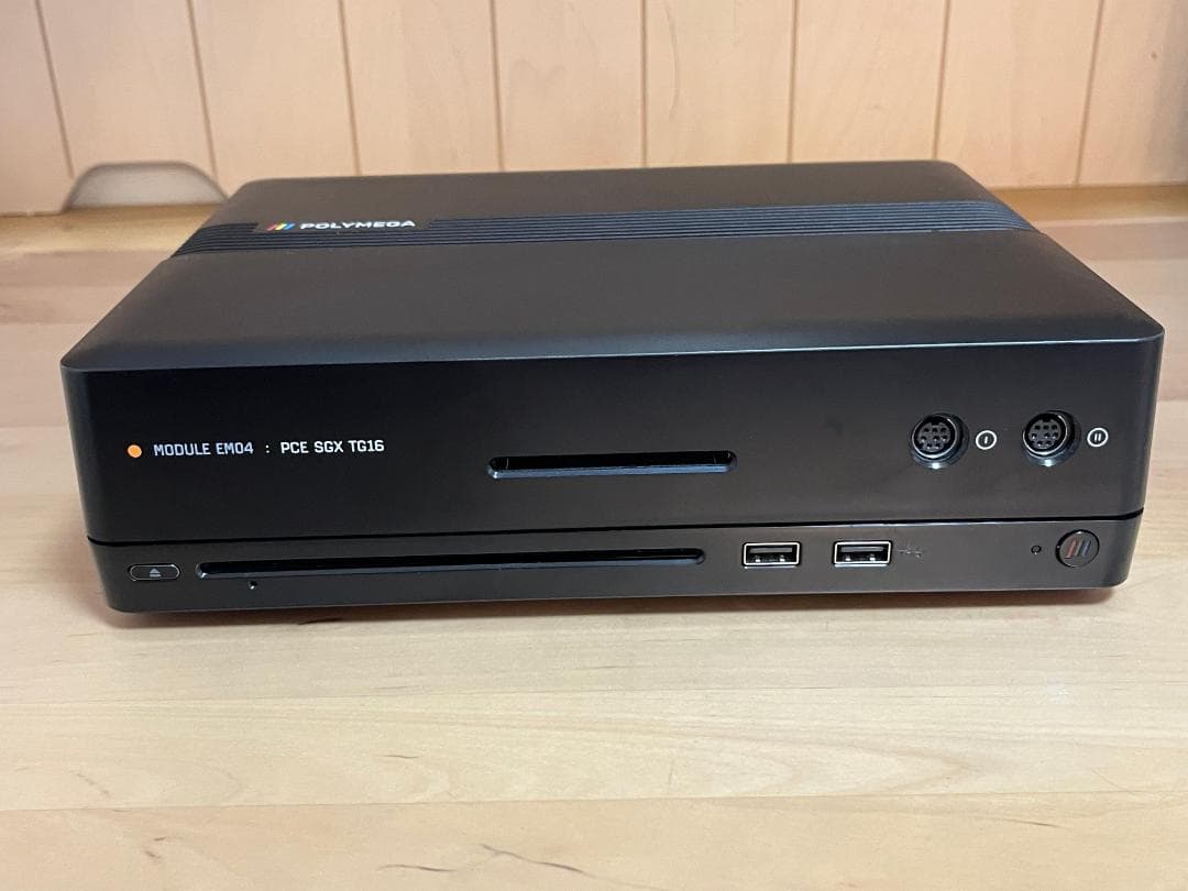 ベータ版本体 POLYMEGA ポリメガ+EM04 PCエンジン+SSDなど!!