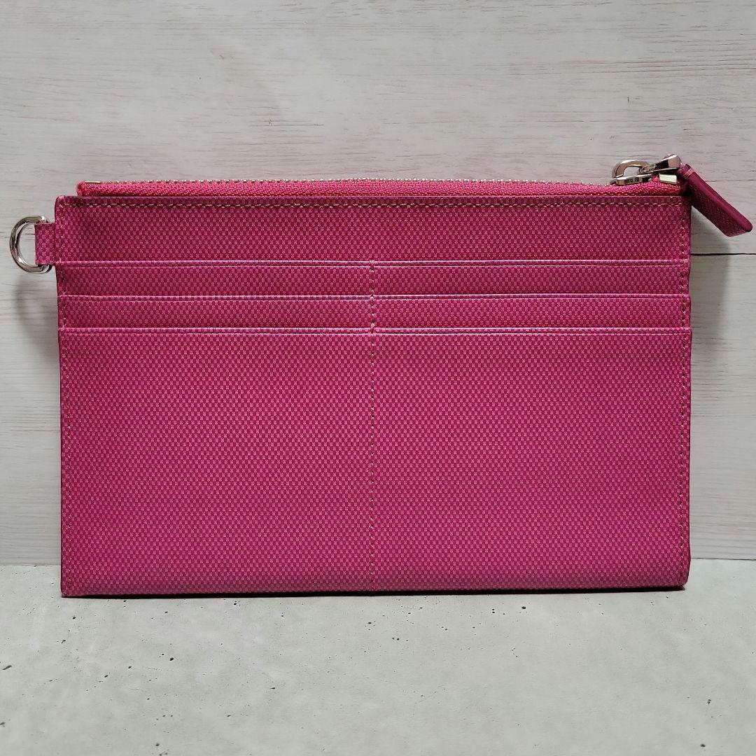 TUMI (トゥミ) レザー パスポートケース・ポーチ