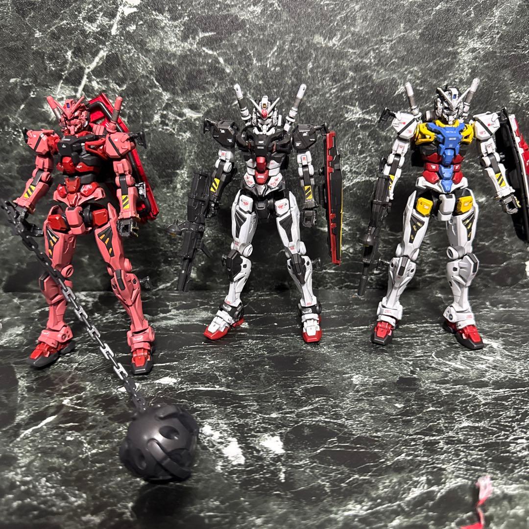 ジークアクス　HG 赤いガンダム　白いガンダムカラー　塗装完成品　ガンプラ
