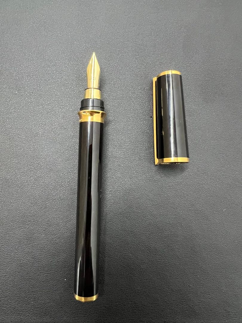[美品]高級万年筆 18金ペン先 黒