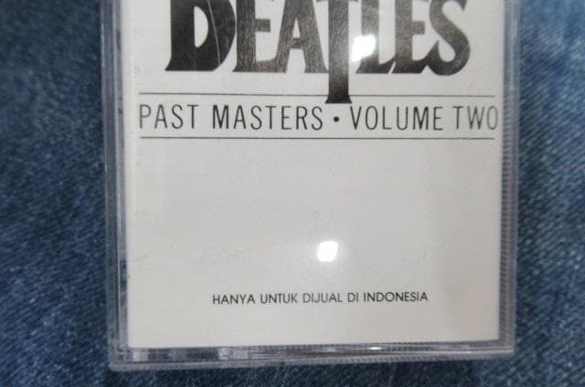 THE　BEATLES　パスト・マスターズ・VOLUM TWOカセットテープ